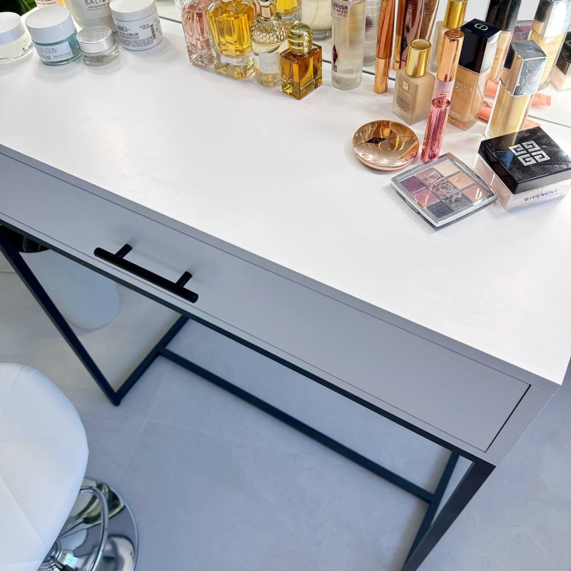 Гримерний стіл White Loft Pro на металевих ніжках